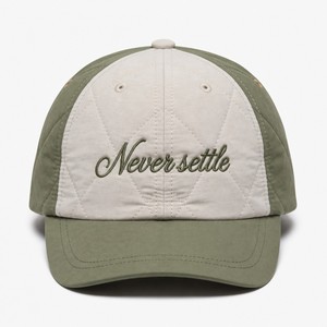 Casquette de baseball en nylon matelassée à logo personnalisé brodé, 6 panneaux, visière incurvée, chapeau d'hiver matelassé, vente en gros, fabricant - Product Image 2