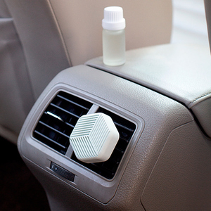 Nuevo diseño de diatomita de ambientador de aire de ventilación de coche con aceite esencial - Product Image 2