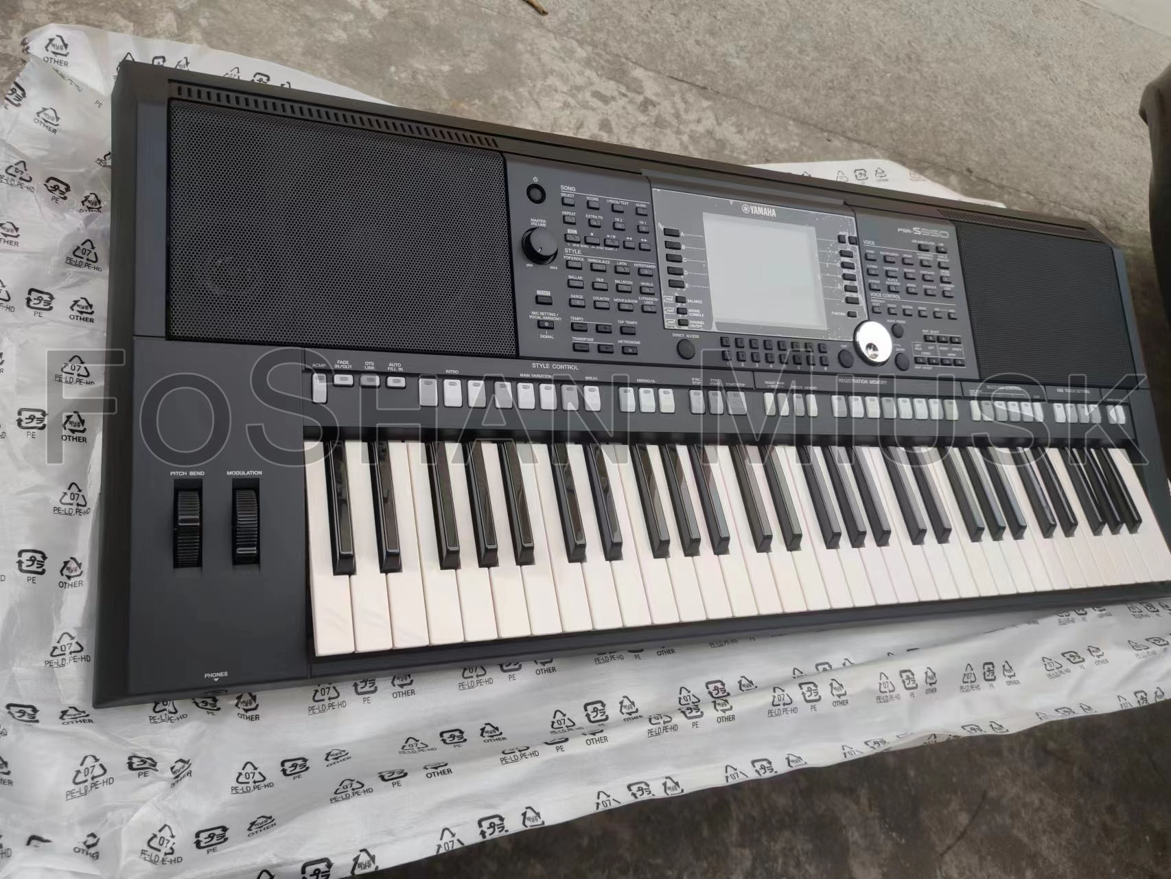 YAMAHA PSR-100 電子キーボード 内蔵スピーカー付き 楽器・機材 YAMAHA PSR-100 電子キーボード 内蔵スピーカー付き