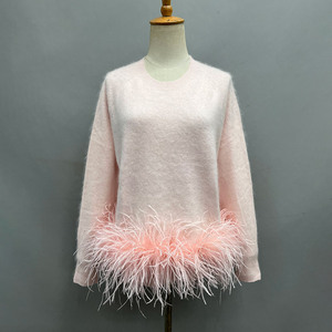 <span class=keywords><strong>Maglione</strong></span> Jancoco con Collo a Girocollo e <span class=keywords><strong>Piume</strong></span> di Struzzo, Design alla Moda, Personalizzabile, Corto e Morbido - Product Image 1