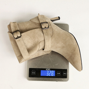 Botines de tacón alto de ante con punta en pico y hebillas para mujer, de media pantorrilla, ajuste ancho, talla grande 46 - Product Image 5