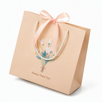 Sac cadeau pour fête prénuptiale avec ruban rose et imprimé floral pour emballage de cadeaux de mariage, logo personnalisé, fournisseur en gros