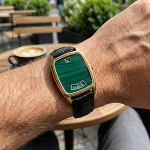 Reloj Mecánico Automático de Lujo con Hora Saltante, Caja Vintage Dorada Tipo Tonneau, Esfera Verde Malaquita, Correa de Cuero, Reloj de Pulsera para Hombre OEM - Product Image 3