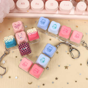 พวงกุญแจรูปหัวใจแบบกำหนดเอง พวงกุญแจพลาสติกแบบกำหนดเอง ของเล่นคลายเครียด สวิตช์คีย์บอร์ดแบบกลไก พวงกุญแจสร้างสรรค์รูปทรง Tetris - Product Image 4