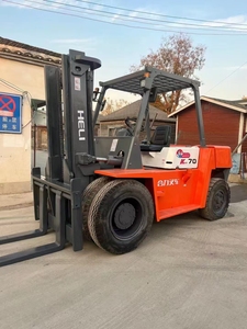 Montacargas Usado Reacondicionado de 7 Toneladas, 4x4, <span class=keywords><strong>Manual</strong></span>, Diésel, Bajo Mantenimiento, Transpaleta Motorizada para Interiores y Almacenes - Product Image 4