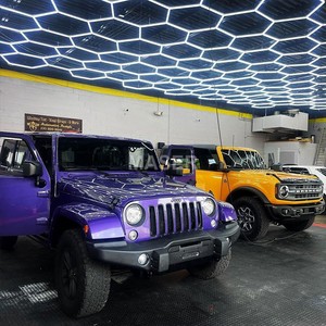 Luces de trabajo de panal LED con atenuación hexagonal comercial, luz de techo para gimnasio, barbería, garaje - Product Image 6