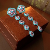 Anting-anting gantung desain Eropa mewah berlapis emas asli dengan bunga zirkon, desain baru bergaya mewah yang berlebihan