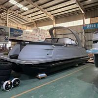 Bateau ponton de luxe en aluminium avec auvent Bimini sportif, deux consoles de capitaine, sièges spacieux et direction hydraulique