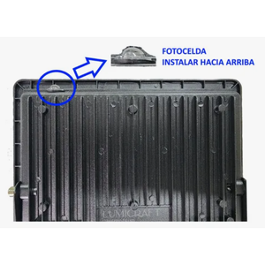 Projecteur LED 200W avec lumière blanc chaud, cellule photoélectrique intégrée et réflecteur pour utilisation en extérieur, alimentation CA, IP66, certifié ETL - Product Image 2