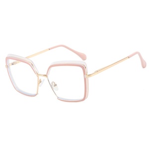 Kính mắt thời trang cao cấp chống ánh sáng xanh dành cho nữ năm 2024 - Product Image 6