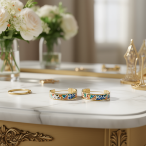 Orecchini a Cerchio E4624 in Oro con Motivo Colorato, Stile Vintage, Gioielli da Donna per Uso Quotidiano - Product Image 2