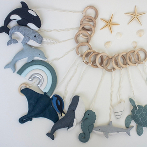 Jouets de sport pour bébé, montessori, suspendu à la mer, <span class=keywords><strong>dauphin</strong></span>, tortue, orca, cheval de mer, narwal, océan nautique, <span class=keywords><strong>pépinière</strong></span>, fait à la main, en feutre - Product Image 1