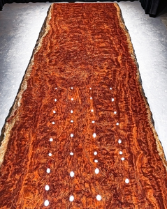 Tavolo in <span class=keywords><strong>Legno</strong></span> Massello di Bubinga con Bordo Naturale - Tavolo Unico con Bordo Naturale per Sala da Pranzo, Conferenze o Tavolo Centrale - Product Image 5