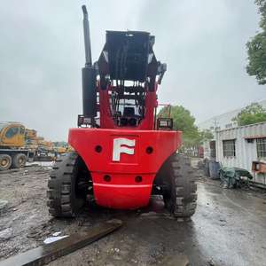 中古45トンFantuzzi CS45KMポートマシンコンテナハンドルディーゼルエンジン駆動リーチスタッカー45トンポートリフティングクレーン - Product Image 4