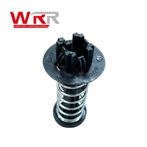 2048800127 2048800227 Resorte de seguridad para capó para Benz W204 C200 C300, piezas de carrocería, kit de liberación de pestillo de capó duradero - Product Image 5