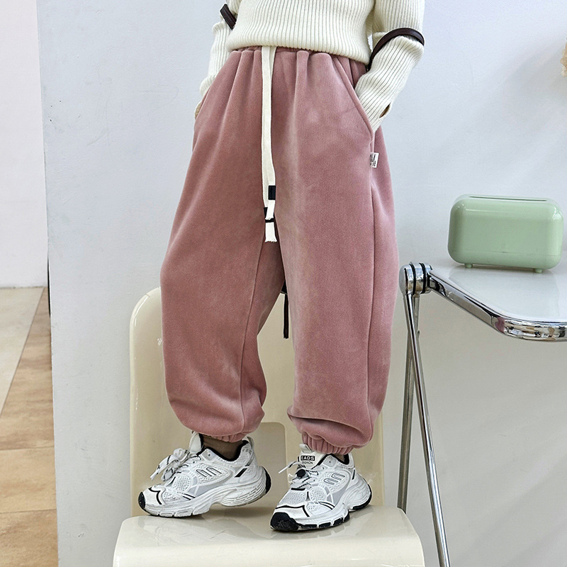 Pantaloni in pile stringati-rosa latte