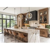 Cuisine complète moderne en bois massif ODM, îlot central, design personnalisé, armoires en bois naturel pour villa