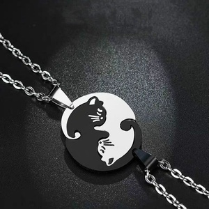 Colliers <span class=keywords><strong>de</strong></span> couple chat noir et blanc mignons, pendentif cœur chat pour meilleurs amis, collier en acier inoxydable, cadeau bijoux - Product Image 4