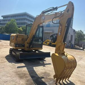 CAT 305.5E2 Mini Excavator With Digging Bucket 5.5Ton Operating Weight - Product Image 4