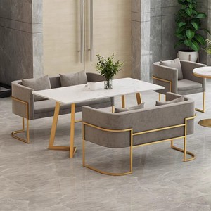 Chaise de salle à manger moderne de luxe en bois massif avec revêtement en similicuir et pieds en bois doré, mobilier de maison, chaise d'appoint pour salle à manger - Product Image 3