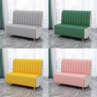 Ensemble de mobilier en cuir tendance pour restaurants, snack-bars, boulangeries, cafés et autres points de vente : tables et chaises pour salons de thé, restaurants de nouilles, restaurants de burgers et restaurants de desserts.