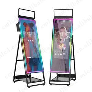 Photomaton vente 62 pouces Magic Mirror kiosque fournitures faites votre propre stand grand écran LCD selfie photo stand de mariage