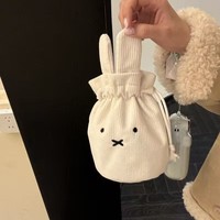 Nouvelle pochette à cordon en velours côtelé à motif de dessin animé, sac de rangement portable mignon de grande capacité, sac à main à cordon pour maquillage