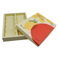 Boîte d'emballage alimentaire rigide jaune à carreaux personnalisée avec doublure en éponge gaufrée, design plat pour aliments pour bébés et conserves