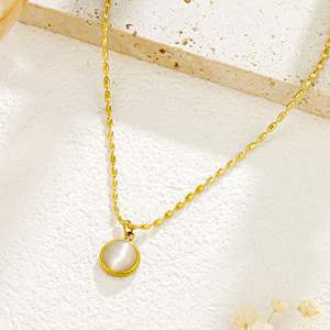 Collar con Colgante de Ópalo Circular de Alta Gama ZGBROTHERS, Acero Inoxidable Chapado en Oro, Joyería Ligera de Lujo para Mujer - Product Image 2