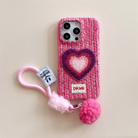 Coque de téléphone en flanelle moelleuse et mignonne en forme de cœur pour 16promax 15prmax 15pro 14pro 13 12, vente en gros, rose, style Ins