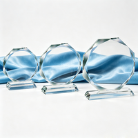 Plaque de trophée octogonale en cristal gravée sur mesure, récompense en cristal vierge pour cérémonie d'entreprise, compétition, souvenir, cadeau