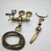 Ensemble de robinetterie de baignoire de luxe moderne en cuivre brossé avec douchette téléphonique murale à double poignée et valve à disque en céramique