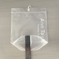 Sacs d'emballage en plastique à fermeture éclair biodégradable givré personnalisé pochette de cornue sérigraphie PE matériel logo or pour vêtement