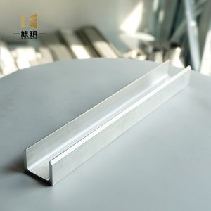 Profilé en <span class=keywords><strong>U</strong></span> en <span class=keywords><strong>aluminium</strong></span> anodisé pour la protection des bords et les applications de finition - Product Image 2