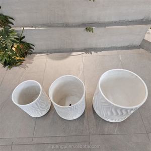 กระถางต้นไม้ปูนซีเมนต์แกะสลักตกแต่งสีขาวคุณภาพสูง เป็นมิตรกับสิ่งแวดล้อม พร้อมรูระบายน้ำ สำหรับปลูกไม้อวบน้ำ สไตล์โมเดิร์น เหมาะสำหรับตั้งโชว์กลางแจ้ง - Product Image 4