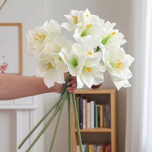 Fleurs artificielles Yoshinobu Amaryllis et Clivia en polyester blanc, rouge, vert, branche unique pour décoration de mariage et d'hôtel - Product Image 4