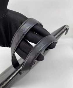 กระเป๋าถือผู้หญิงสไตล์เรโทรสุดหรู ขนาดใหญ่ รับทำโลโก้ ฟังก์ชั่นหลากหลาย เรียบง่าย น้ำหนักเบา หนังแท้ ดีไซน์เนอร์แบรนด์ - Product Image 4