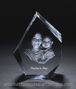 Cầu Nhỏ Chất Lượng Cao Bán Buôn 3D Laser Khắc Cube Shape Pha Lê Khung Ảnh Với Giá Nhà Máy - Product Image 2