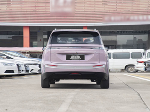GAC AION Y Plus 510 รุ่นสมาร์ทอิดิชั่น รถเอสยูวีไฟฟ้า ระยะทางวิ่งไกล 510 กม. ชาร์จเร็ว 5 ที่นั่ง ภายในอัจฉริยะ ประสิทธิภาพสูง พลังงานใหม่ - Product Image 3