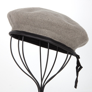 قبعة بريطانية تكتيكية قابلة للتعديل من الصوف منقوشة بنمط مع عصابة عرق جلدية - Product Image 3