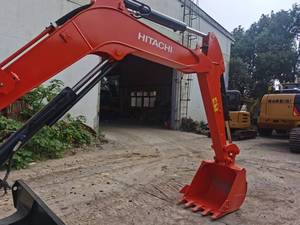 Excavadora pequeña usada Hitachi Zx65USB Zx65 de 6 toneladas, excavadora mini Hitachi Zx65USB de segunda mano de 6.5 toneladas - Product Image 4