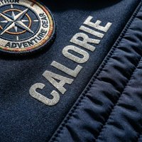 Sweat-shirt à capuche streetwear avec impression réfléchissante, coton 320 g/m², patch logo personnalisé, pour la marque de vêtements