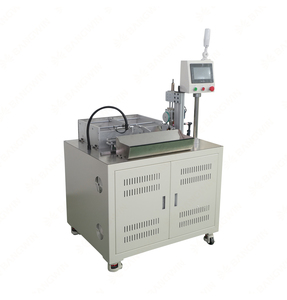 Machine de dégazage primaire pour l'assemblage de tubes thermiques - Product Image 1