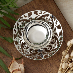 Support de bougie chauffe-plat en argent plaqué, motif ajouré orné, élégant décor de table pour la maison, les festivals, les célébrations et les mariages - Product Image 4