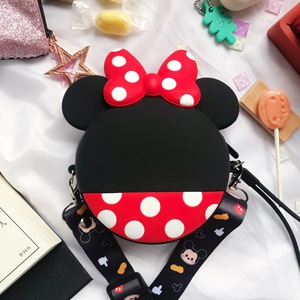 Kawaii Japanese Cartoon Silicone Coin Purse Small Portable Storage Zipper Wallets Gifts for Kid Boys Girls monederos de silicona