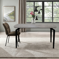 Table à manger d'hôtel moderne et luxueuse avec pieds en métal et plateau en céramique, verre trempé, 4 places