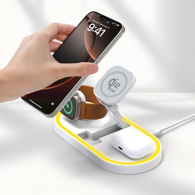 25W Super Fast Charger Magnet Wireless Charger Stand 3 in 1 Multi-functional Wireless Charger Station for iPhone iWatch AirPods