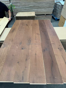 Suelo de madera maciza de ingeniería de roble blanco europeo de lujo con capa de desgaste de 4 mm de primera calidad, acabado aceitado e instalación por clic. - Product Image 3