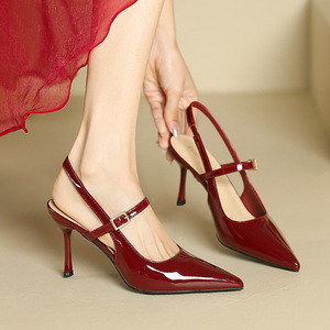 <span class=keywords><strong>Sandali</strong></span> Estivi Donna Baotou <span class=keywords><strong>Bordeaux</strong></span> con <span class=keywords><strong>Tacco</strong></span> a Spillo, Design Francese Sexy con Schiena Scavata e Punta Affusolata, per Aumentare l'Altezza - Product Image 1