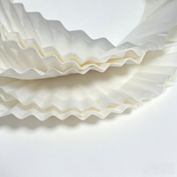 Papier sulfurisé jetable pour friteuse à air avec rebords, papier cuisson antiadhésif de qualité alimentaire, formes rondes de différentes tailles, personnalisable.